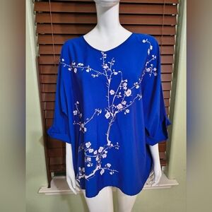 Blue Floral Print Women's Top - Relaxed Fit